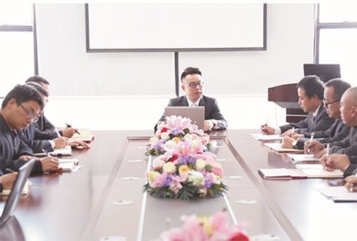 超人廚衛(wèi)羅董：不是行情不好，是以前過得太滋潤(rùn)