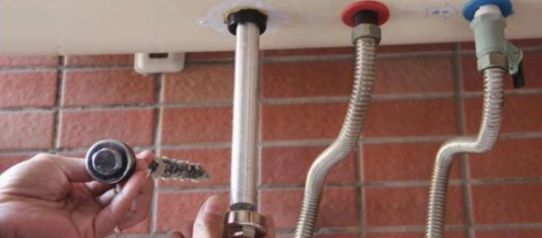 20元的電熱水器鎂棒，自己一樣可以輕松替換！