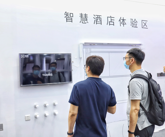 發(fā)達(dá)國家的技術(shù)走先我國一步，是否選擇國外品牌智能鎖更好?