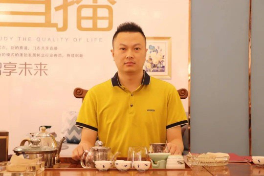 志輝燈飾：慈善與愛(ài)心，也可以有新的思路 