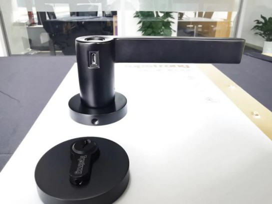 安全便捷與品質(zhì)并存，頂固安全門鎖室內(nèi)門鎖ND100測(cè)評(píng)